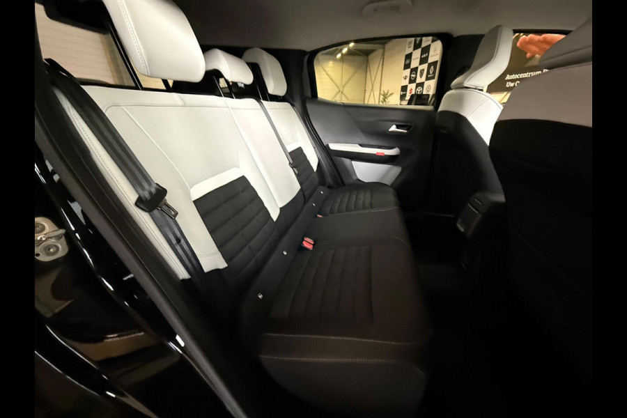 Citroën C3 Aircross !!! Paas Actie € 27.499,- !!! 1.2 Hybrid 145pk Max Camera, Stoel/Stuurverwarming