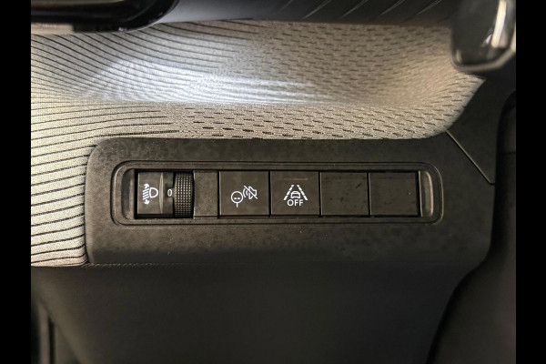 Citroën C3 Aircross !!! Paas Actie € 27.499,- !!! 1.2 Hybrid 145pk Max Camera, Stoel/Stuurverwarming