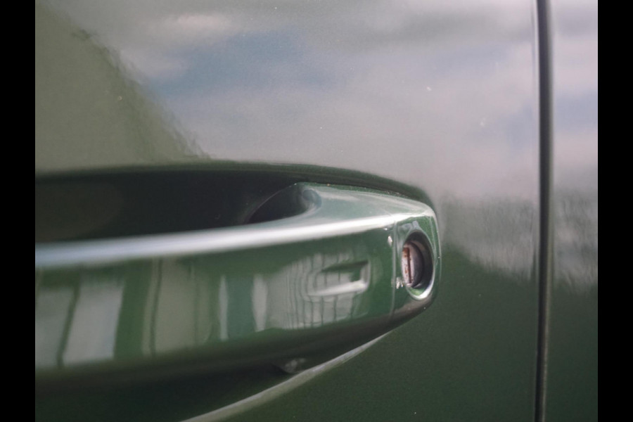 Peugeot 308 1.6 Plug-in Hybrid 180 GT Focal audio | Mooie uitvoering!