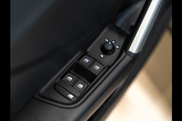 Audi Q2 30 TFSI Pro Line, Matrix Led, ACC, Navi, Electrische Kofferbak, Camera, Keyless, Multistuur, Clima, Volledig Onderhoud
