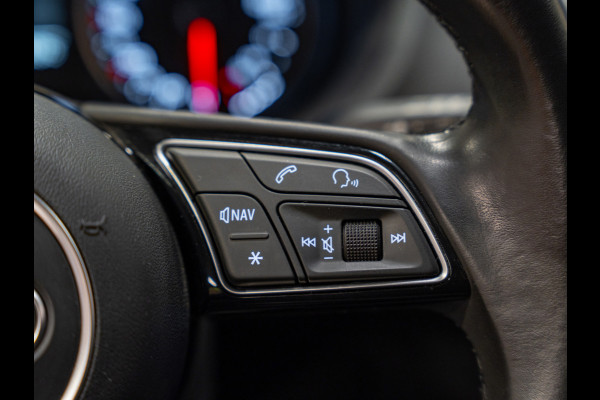 Audi Q2 30 TFSI Pro Line, Matrix Led, ACC, Navi, Electrische Kofferbak, Camera, Keyless, Multistuur, Clima, Volledig Onderhoud