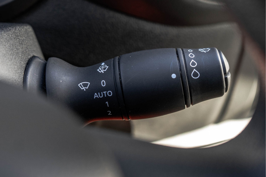 Renault Master 2.3dCi | Bakwagen met Laadklep | LED | Carplay | Camera | Cruise