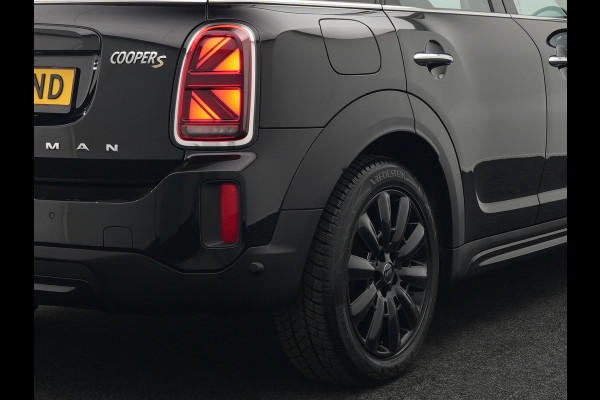 MINI Countryman 2.0 Cooper S E ALL4 Chili PHEV 222pk | Panodak | Adaptive Cruise | Head-up Display | Carplay | LED | Lederen Sportstoelen Verwarmd | Plug in Hybrid