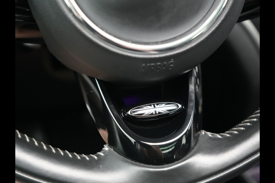 MINI Countryman 2.0 Cooper S E ALL4 Chili PHEV 222pk | Panodak | Adaptive Cruise | Head-up Display | Carplay | LED | Lederen Sportstoelen Verwarmd | Plug in Hybrid