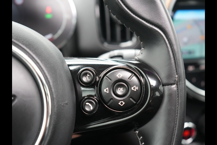 MINI Countryman 2.0 Cooper S E ALL4 Chili PHEV 222pk | Panodak | Adaptive Cruise | Head-up Display | Carplay | LED | Lederen Sportstoelen Verwarmd | Plug in Hybrid