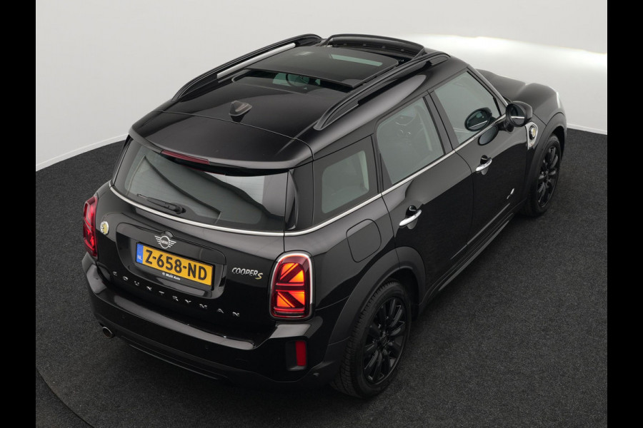 MINI Countryman 2.0 Cooper S E ALL4 Chili PHEV 222pk | Panodak | Adaptive Cruise | Head-up Display | Carplay | LED | Lederen Sportstoelen Verwarmd | Plug in Hybrid