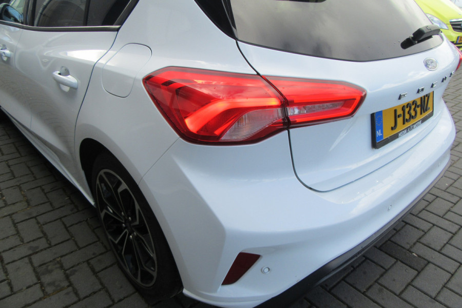 Ford Focus 1.0 EcoBoost ST Line X Business, Panoramadak, Stuur + Stoelverw.