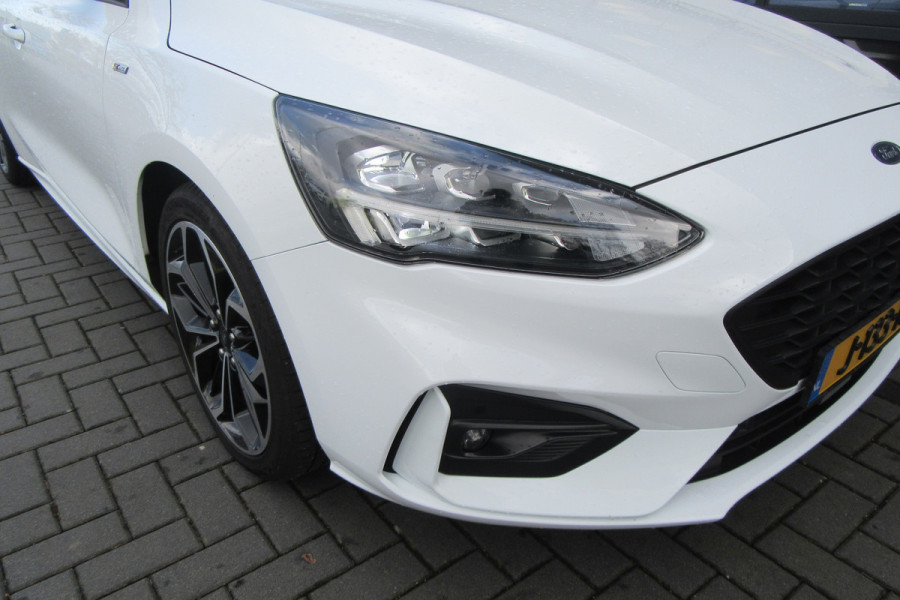 Ford Focus 1.0 EcoBoost ST Line X Business, Panoramadak, Stuur + Stoelverw.