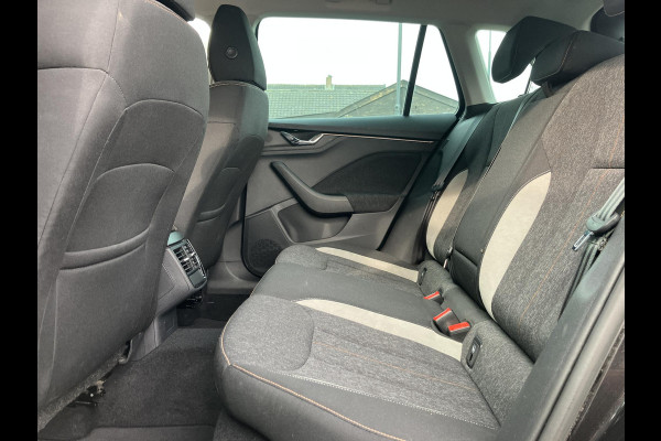 Škoda Kamiq 1.0 TSI Bus.Ed. | Digital cockpit | Camera | Navi | NAP | 1e eigenaar