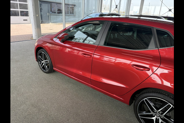 Seat Ibiza 1.0 TSi 95pk Style Business Intense 5-drs. CAMERA/CARPLAY/ADAPT.CRUISE/PDC/18INCH