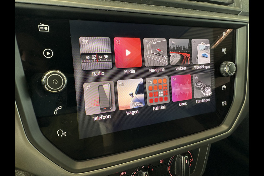 Seat Ibiza 1.0 TSi 95pk Style Business Intense 5-drs. CAMERA/CARPLAY/ADAPT.CRUISE/PDC/18INCH