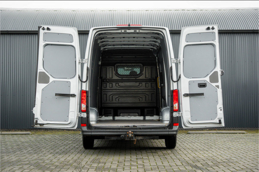 Volkswagen Crafter L3H3 | 140 PK | Automaat | Carplay | Camera | Adapt.Cruise | Trekhaak 3.0T