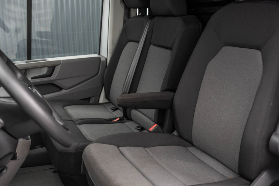 Volkswagen Crafter L3H3 | 140 PK | Automaat | Carplay | Camera | Adapt.Cruise | Trekhaak 3.0T