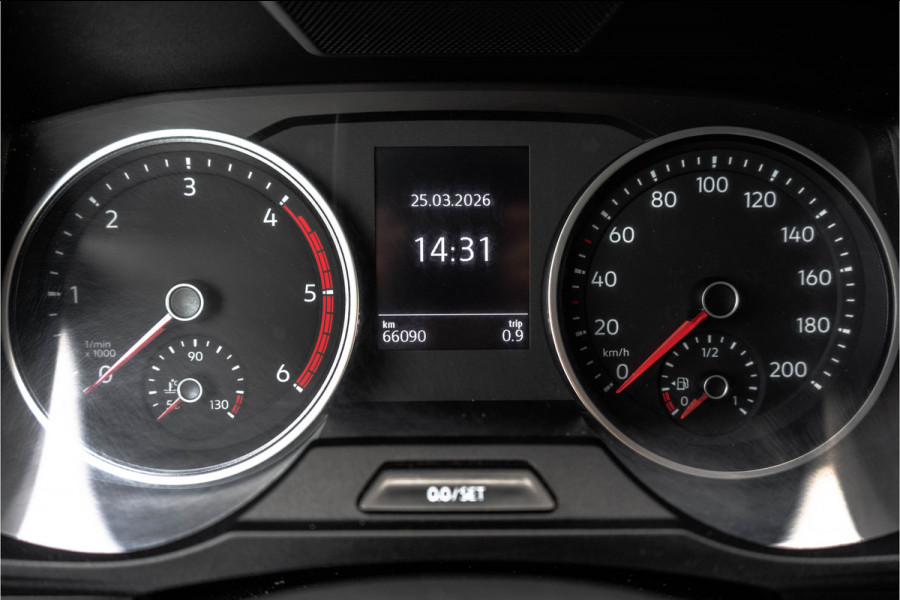 Volkswagen Crafter L3H3 | 140 PK | Automaat | Carplay | Camera | Adapt.Cruise | Trekhaak 3.0T