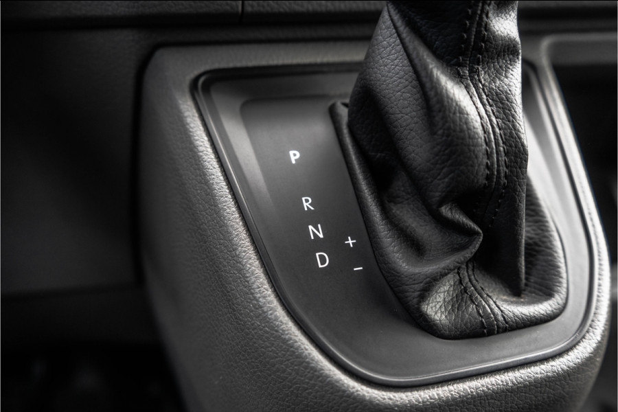 Volkswagen Crafter L3H3 | 140 PK | Automaat | Carplay | Camera | Adapt.Cruise | Trekhaak 3.0T