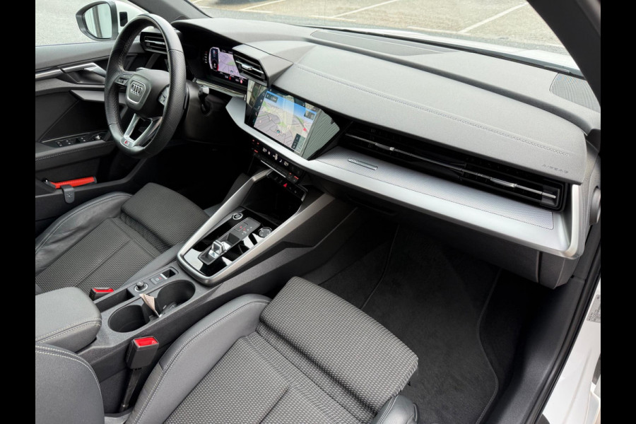 Audi A3 Limousine 35 TFSI S edition S18/LEER/NAV/MATRIX/PANO