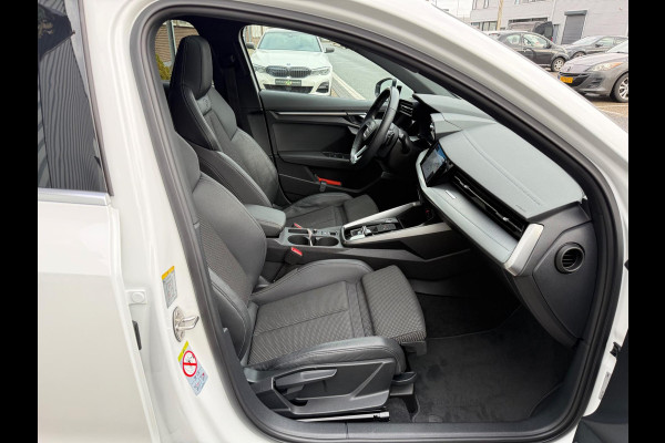 Audi A3 Limousine 35 TFSI S edition S18/LEER/NAV/MATRIX/PANO