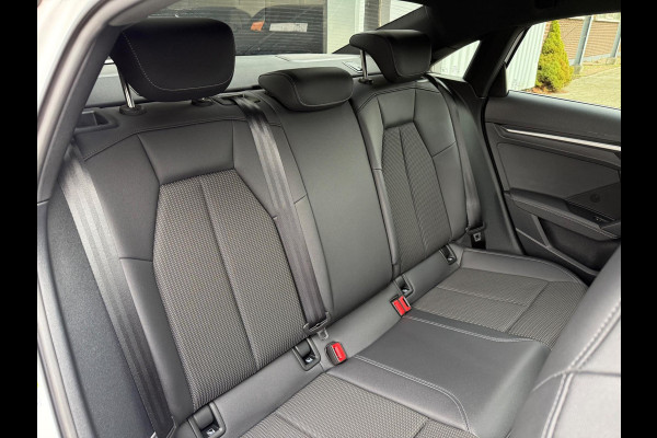 Audi A3 Limousine 35 TFSI S edition S18/LEER/NAV/MATRIX/PANO