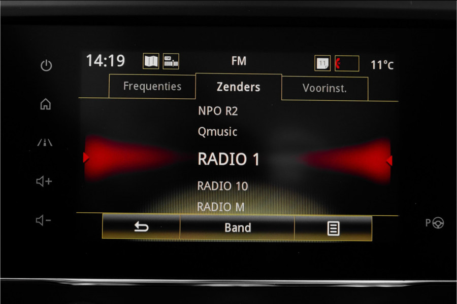 Renault Kadjar 1.3 TCe Black Edition Pano Stoelverw Bose Voorruit Verw 19"