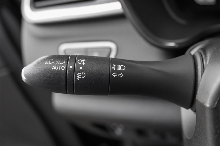 Renault Kadjar 1.3 TCe Black Edition Pano Stoelverw Bose Voorruit Verw 19"