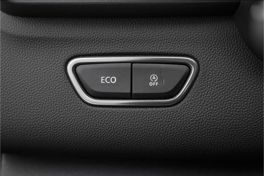 Renault Kadjar 1.3 TCe Black Edition Pano Stoelverw Bose Voorruit Verw 19"