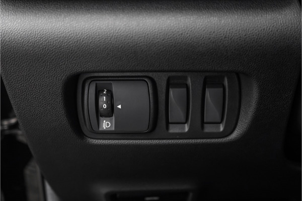 Renault Kadjar 1.3 TCe Black Edition Pano Stoelverw Bose Voorruit Verw 19"