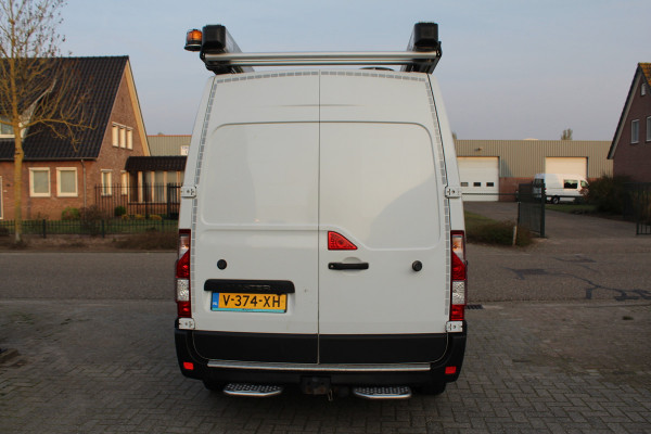 Renault Master T35 2.3 dCi 130PK Euro6 L2H2 ✓ Trekhaak 2500KG ✓ Imperiaal ✓ airco