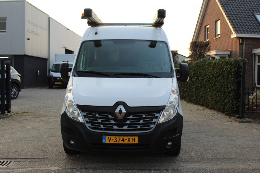 Renault Master T35 2.3 dCi 130PK Euro6 L2H2 ✓ Trekhaak 2500KG ✓ Imperiaal ✓ airco