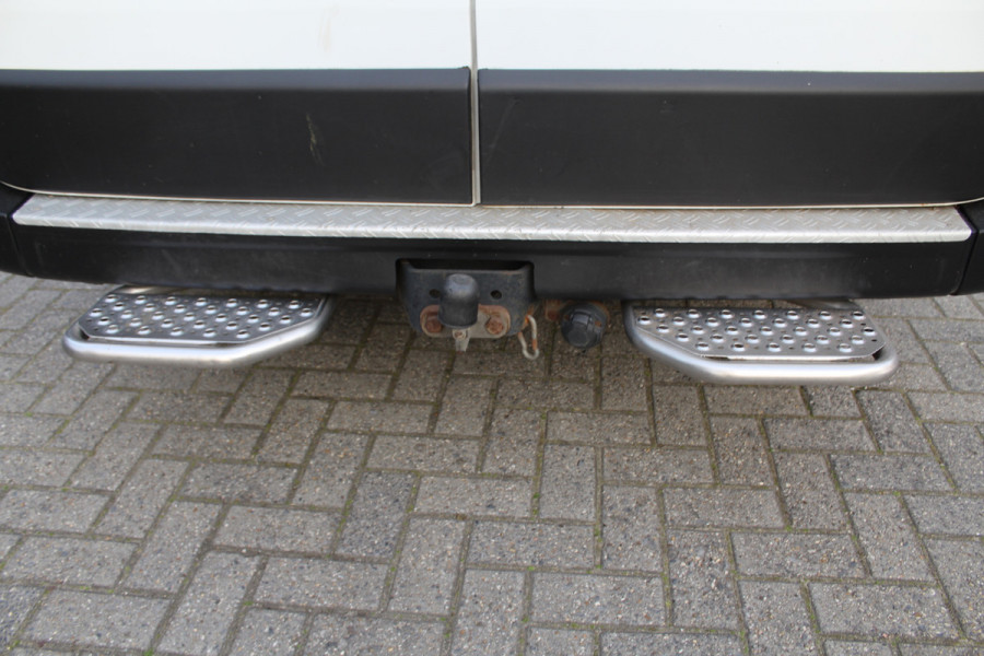 Renault Master T35 2.3 dCi 130PK Euro6 L2H2 ✓ Trekhaak 2500KG ✓ Imperiaal ✓ airco