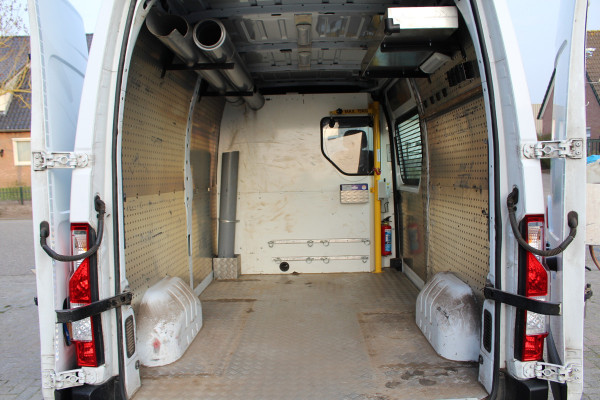 Renault Master T35 2.3 dCi 130PK Euro6 L2H2 ✓ Trekhaak 2500KG ✓ Imperiaal ✓ airco