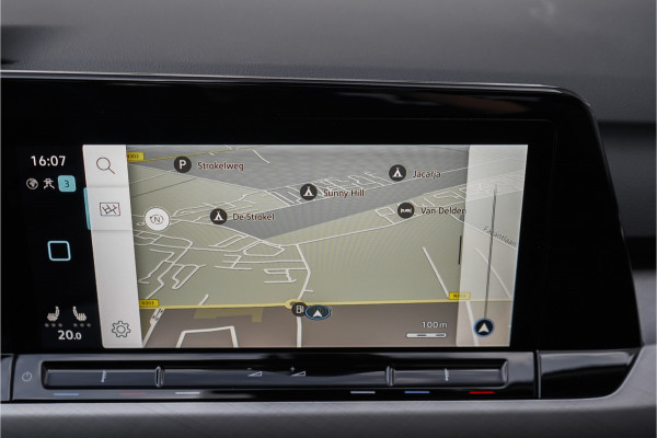 Volkswagen Golf 1.5 eTSI Pano Virtual Dash Camera ACC