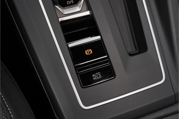 Volkswagen Golf 1.5 eTSI Pano Virtual Dash Camera ACC