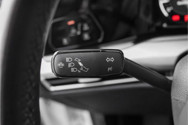 Volkswagen Golf 1.5 eTSI Pano Virtual Dash Camera ACC