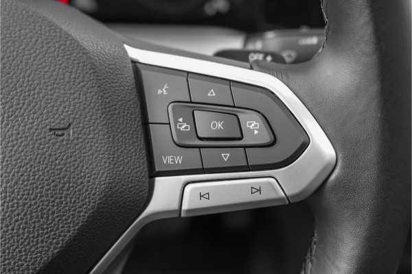 Volkswagen Golf 1.5 eTSI Pano Virtual Dash Camera ACC