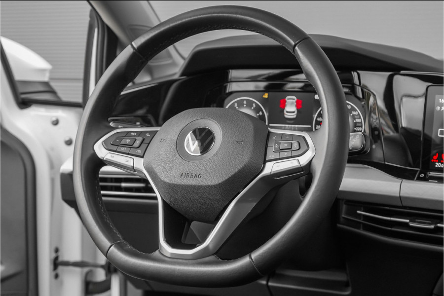 Volkswagen Golf 1.5 eTSI Pano Virtual Dash Camera ACC