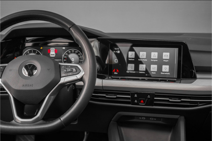 Volkswagen Golf 1.5 eTSI Pano Virtual Dash Camera ACC