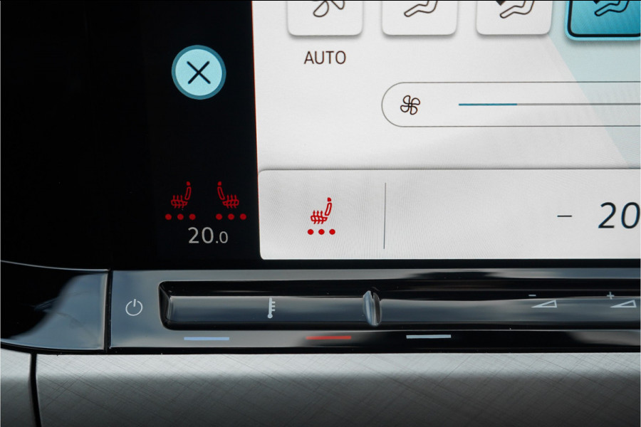 Volkswagen Golf 1.5 eTSI Pano Virtual Dash Camera ACC