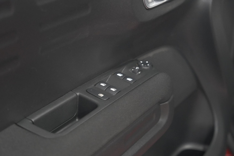 Citroën C3 Aircross PureTech 110 Feel | Trekhaak | Camera | Apple Carplay