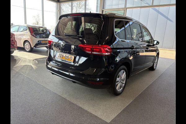 Volkswagen Touran 1.5 TSi 150pk Highline 7-persoons NAVI/CARPLAY/CLIMA/ADAPT.CRUISE/PDC/STOELVERWARMING