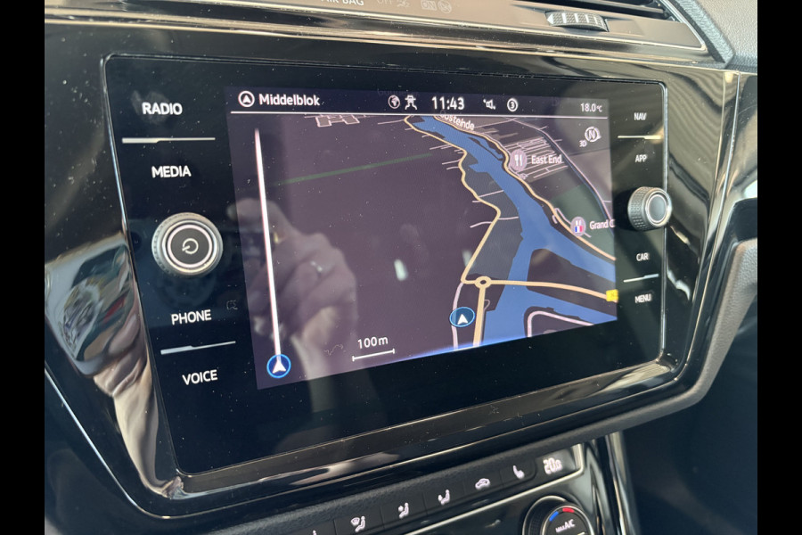 Volkswagen Touran 1.5 TSi 150pk Highline 7-persoons NAVI/CARPLAY/CLIMA/ADAPT.CRUISE/PDC/STOELVERWARMING