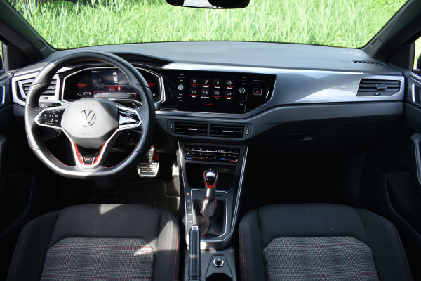 Volkswagen Polo GTI 2.0 TSI 210PK DSG VIRTUAL/LED/CARPLAY ***