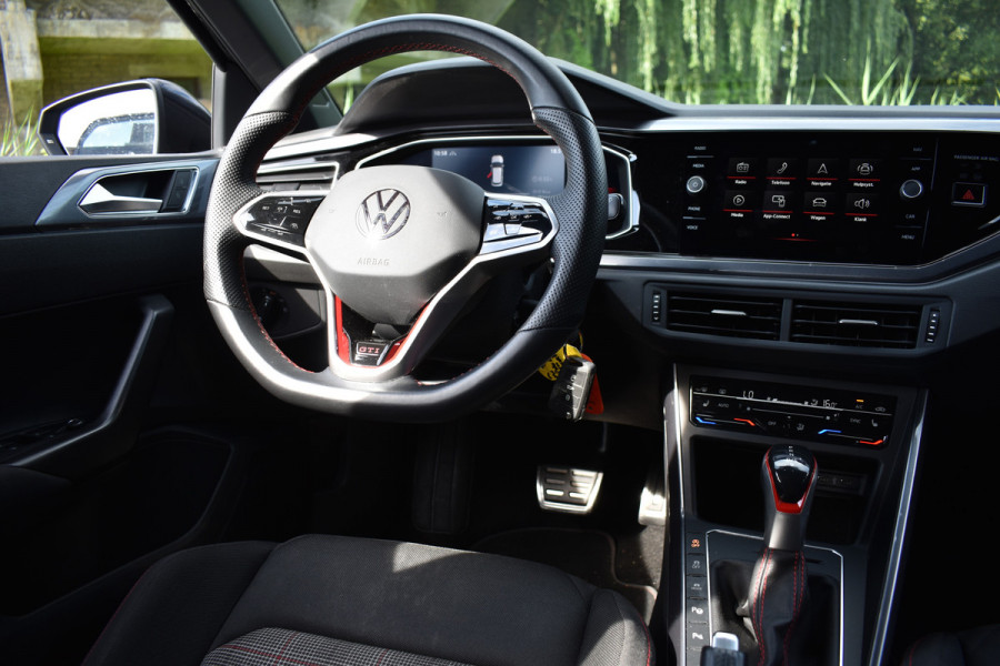 Volkswagen Polo GTI 2.0 TSI 210PK DSG VIRTUAL/LED/CARPLAY ***