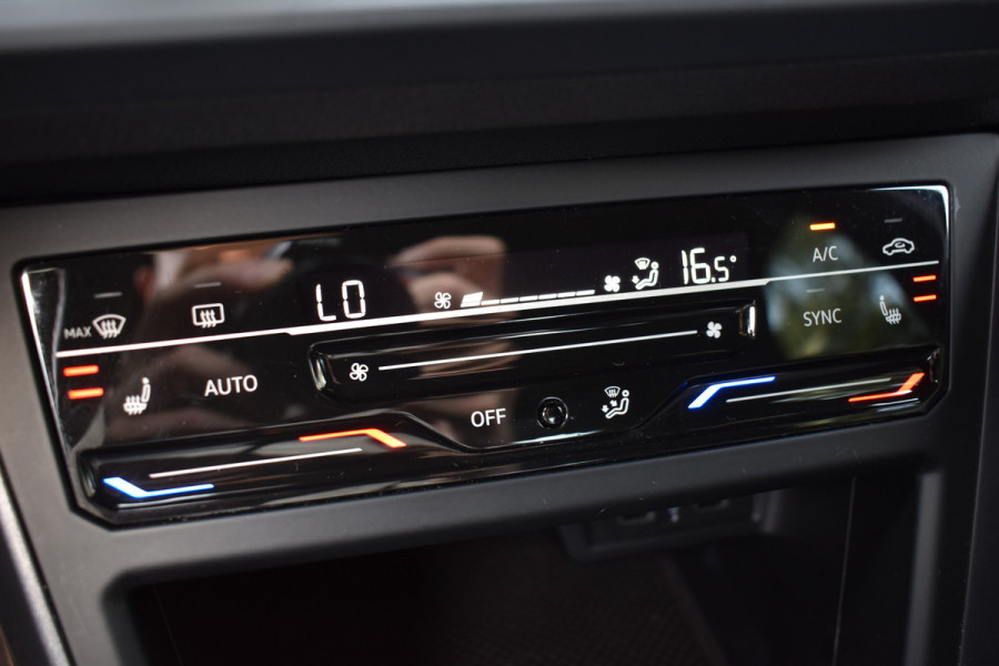 Volkswagen Polo GTI 2.0 TSI 210PK DSG VIRTUAL/LED/CARPLAY ***