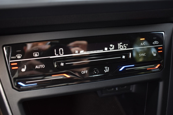 Volkswagen Polo GTI 2.0 TSI 210PK DSG VIRTUAL/LED/CARPLAY ***