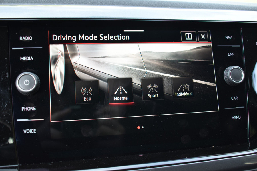 Volkswagen Polo GTI 2.0 TSI 210PK DSG VIRTUAL/LED/CARPLAY ***