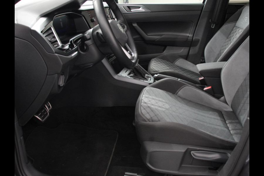 Volkswagen Polo 1.0 TSI 70kW DSG R-Line Design Pack | iQ light | Navigatie | Apple Carplay/Android Auto | Camera | Climate Control | Adaptive Cruise Control | Lichtmetalen velgen | Led | Parkeer sensoren