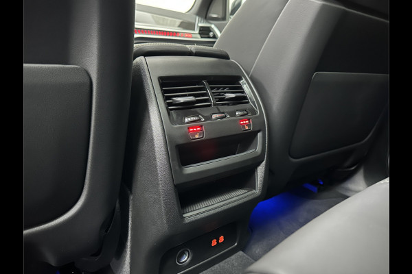 BMW X5 50e M-Sport Pro | M-Performance Stoelen | Achterasbesturing | Carbon | ACC | Panorama | 360 Camera | Soft-Close | Head-Up | M-Gordels | Trekhaak | Harman-Kardon | 22 inch | Individual Leder | Stoelventilatie | Stoelverwarming V+A | Keyless-Entry | Memory | Stuurverwarming | Iconic-Glow | Rij-Assist Pro | Beker Koeling & Verwarming | Zonwering |