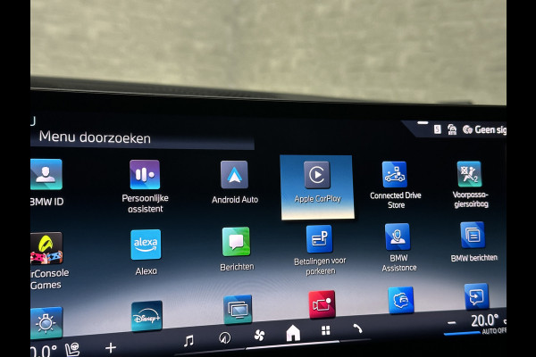 BMW X5 50e M-Sport Pro | M-Performance Stoelen | Achterasbesturing | Carbon | ACC | Panorama | 360 Camera | Soft-Close | Head-Up | M-Gordels | Trekhaak | Harman-Kardon | 22 inch | Individual Leder | Stoelventilatie | Stoelverwarming V+A | Keyless-Entry | Memory | Stuurverwarming | Iconic-Glow | Rij-Assist Pro | Beker Koeling & Verwarming | Zonwering |