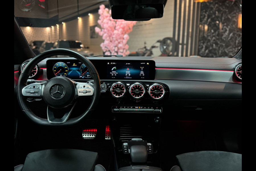Mercedes-Benz CLA-Klasse Shooting Brake 250 e Luxury Line|PANO|STOELVER|AUTO|AMGLINE