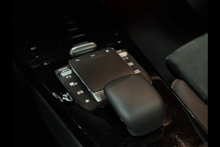 Mercedes-Benz CLA-Klasse Shooting Brake 250 e Luxury Line|PANO|STOELVER|AUTO|AMGLINE